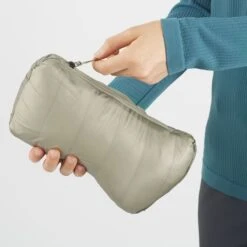 SALOMON OUTLINE DOWN HOODIE W WROUGHT IRON 22 11 SALOMON OUTLINE DOWN HOODIE W WROUGHT IRON 22 -Koude Kleding 9 102624 outline down hoodie w wrought iron lc1578700 06