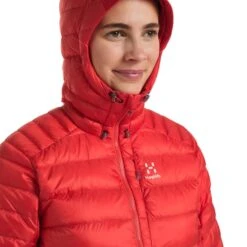 Haglöfs HAGLÖFS ROC DOWN HOOD W ZENITH RED 23 -Koude Kleding 9 113517 roc down hood w zenith red 604683 4t7 05