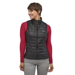 PATAGONIA NANO PUFF VEST W BLACK 23 -Koude Kleding 9 29482 nano puff vest w black 84247 blk 03