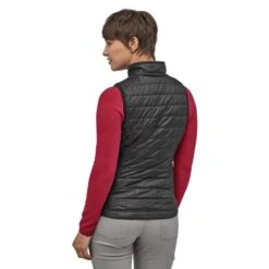 PATAGONIA NANO PUFF VEST W BLACK 23 -Koude Kleding 9 29482 nano puff vest w black 84247 blk 04