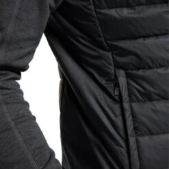 Haglöfs HAGLÖFS SPIRE MIMIC VEST MEN TRUE BLACK 23 9 Haglöfs HAGLÖFS SPIRE MIMIC VEST MEN TRUE BLACK 23 -Koude Kleding 9 75934 spire mimic vest men true black 604672 2c5 05