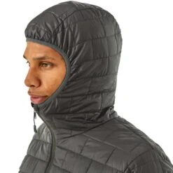 PATAGONIA M'S NANO PUFF HOODY FORGE GREY 23 10 PATAGONIA M'S NANO PUFF HOODY FORGE GREY 23 -Koude Kleding 9 77754 84222 fge 05
