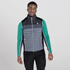 DARE 2B MOUNTAINEER WOOL VEST DKSTORM/BLAC 22 9 DARE 2B MOUNTAINEER WOOL VEST DKSTORM/BLAC 22 -Koude Kleding 9 93492 mountaineer wool vest dkstorm blac dmn377 tdh 04